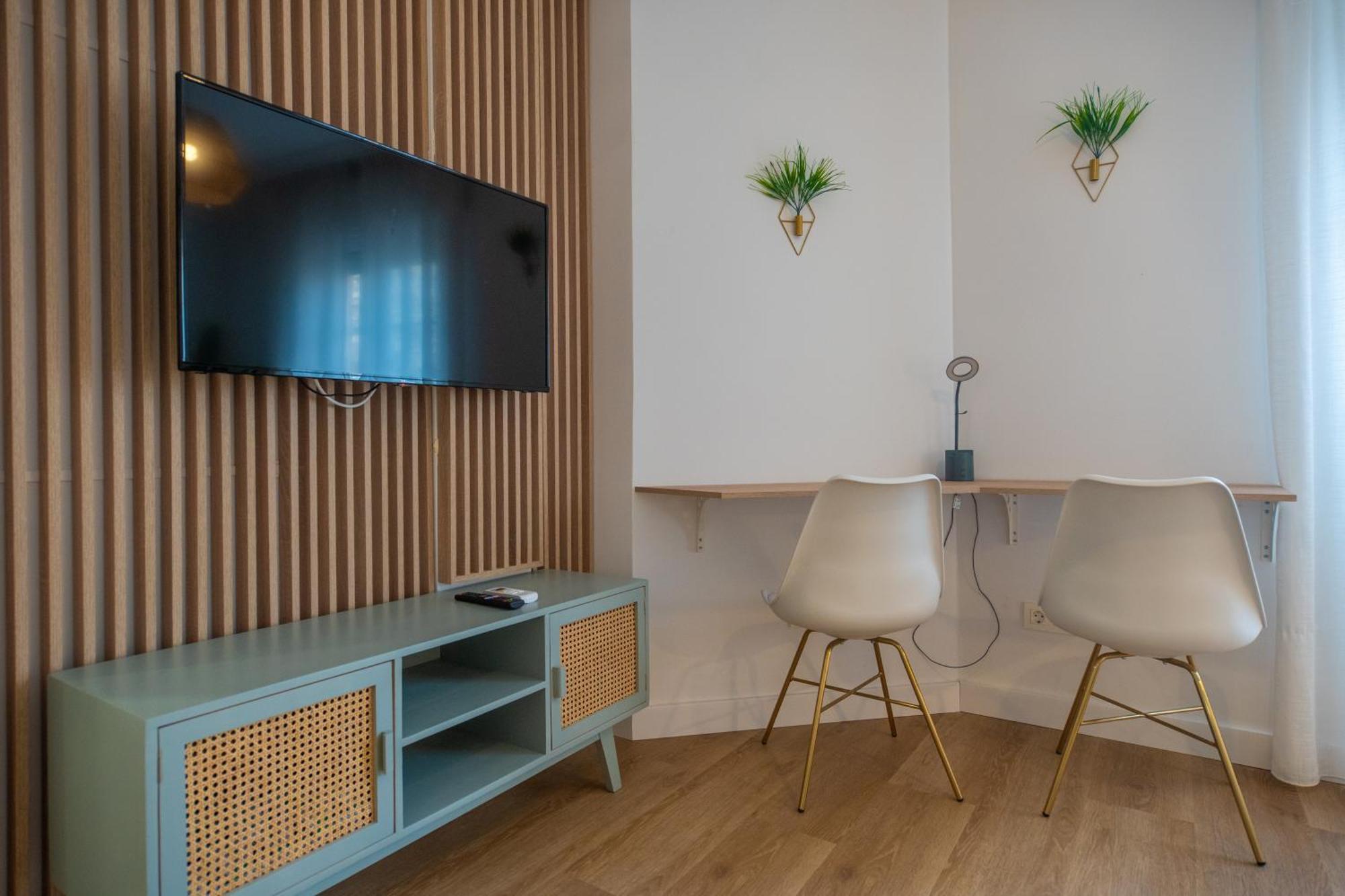 Prensa & Nice Courtyard By Ele Apartments Malaga Ngoại thất bức ảnh