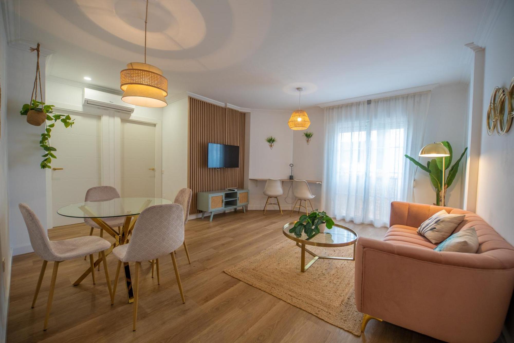 Prensa & Nice Courtyard By Ele Apartments Malaga Ngoại thất bức ảnh